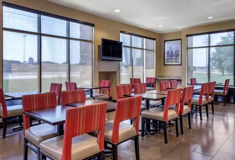 ホテル Comfort Suites Jonesboro University Area