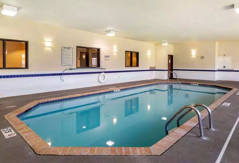 ホテル Comfort Suites Jonesboro University Area