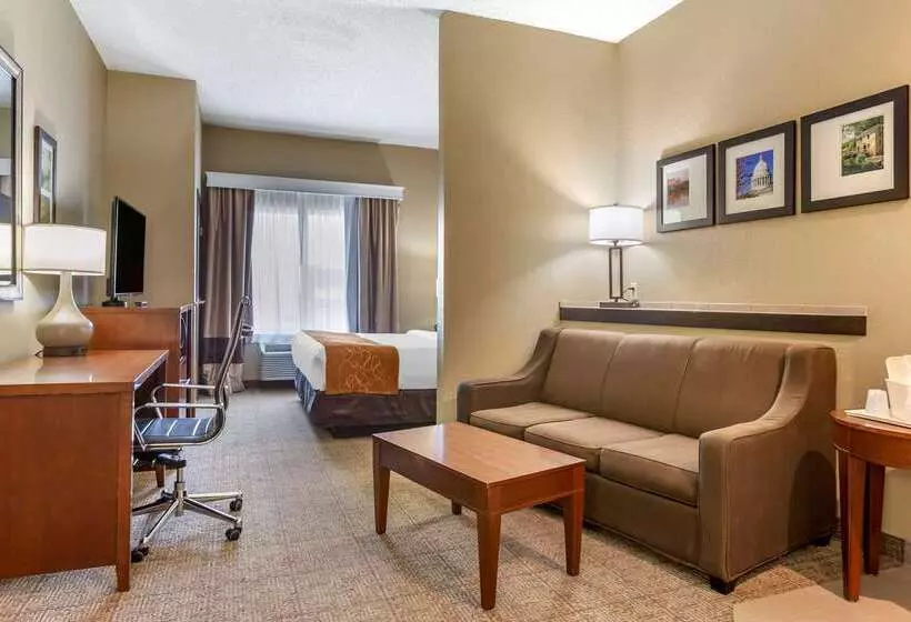 ホテル Comfort Suites Jonesboro University Area