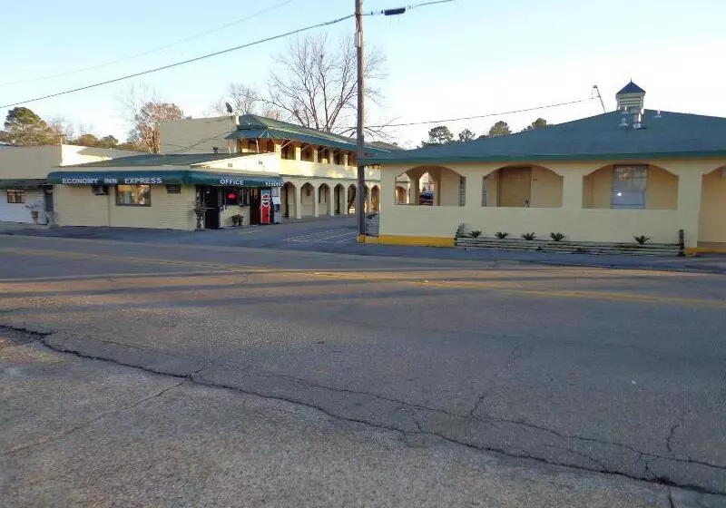 ホテル Economy Inn Express Warren