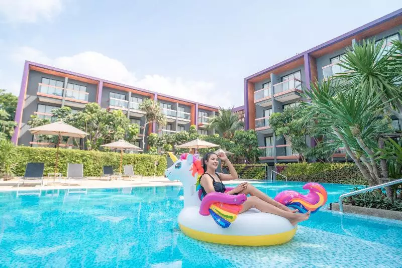 ホテル Holiday Inn Express Phuket Patong Beach Central, An Ihg