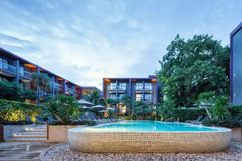 ホテル Holiday Inn Express Phuket Patong Beach Central, An Ihg
