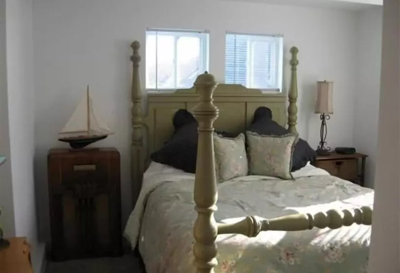 Hotel Island View Inn