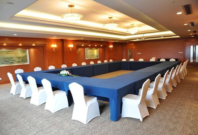 Grand New Century Hotel Ninghai Jinhai