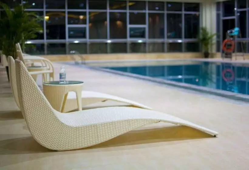 Grand New Century Hotel Ninghai Jinhai