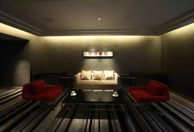 Отель Rhombus Park Aura Chengdu