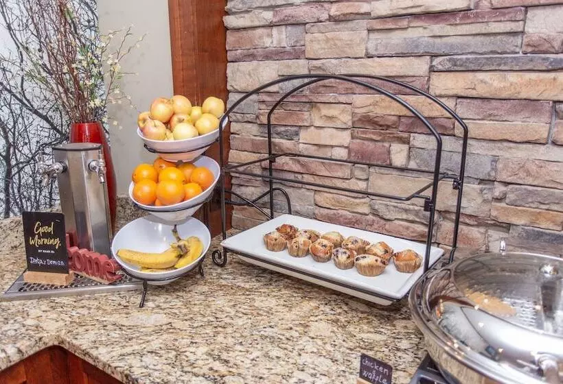 Otel Staybridge Suites Bowling Green, An Ihg