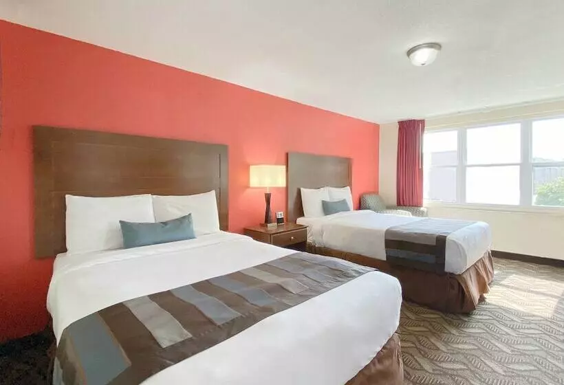 Отель Super 8 By Wyndham Greensburg