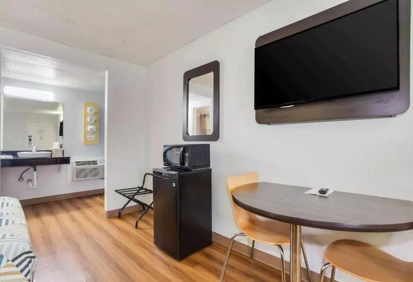 Motel 6 Walterboro, Sc