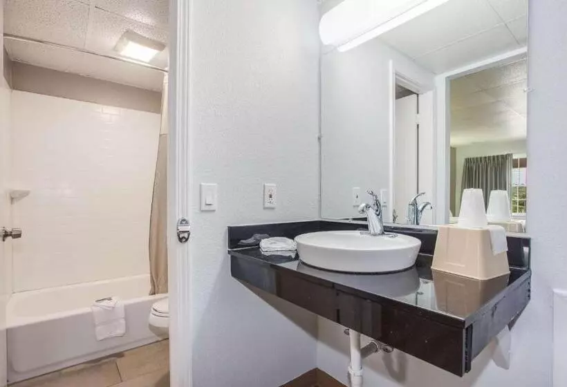 Motel 6 Walterboro, Sc