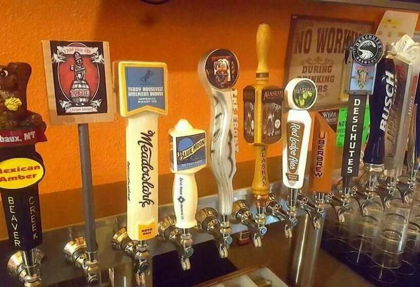 Мотель Lone Tree Inn