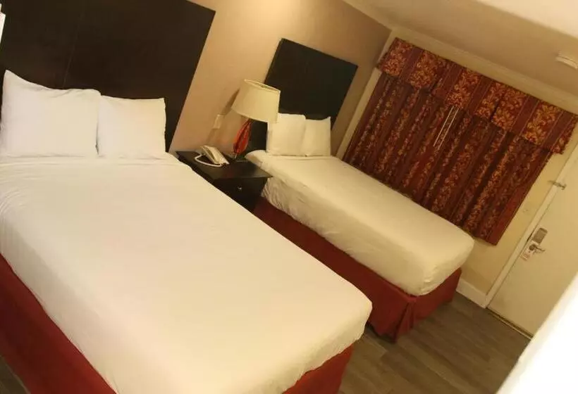 Motelli Town And Country Inn
