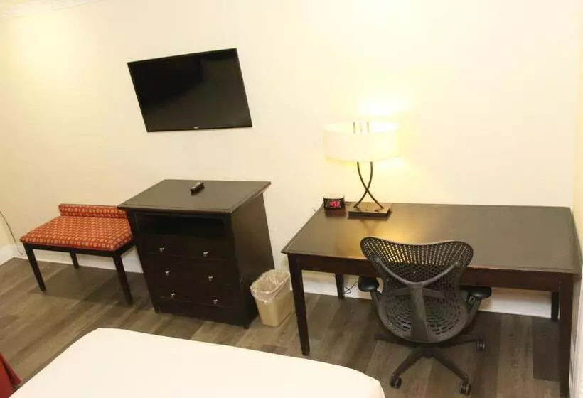 Motelli Town And Country Inn