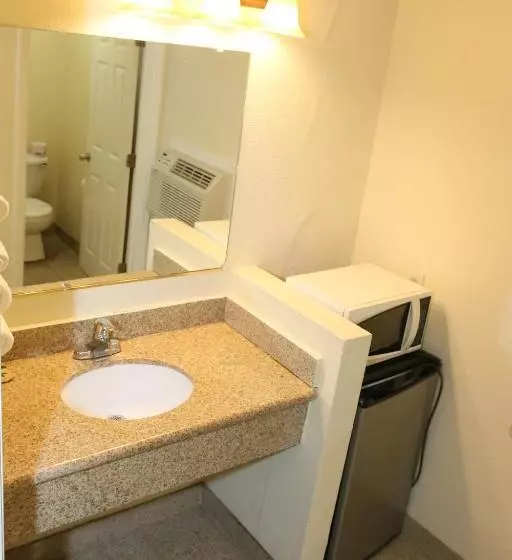Motelli Town And Country Inn