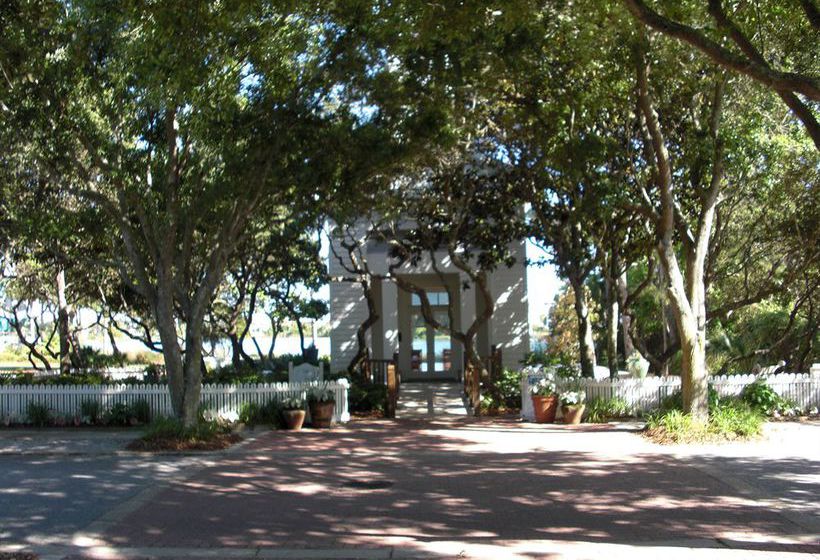 Carillon Beach Resort Inn