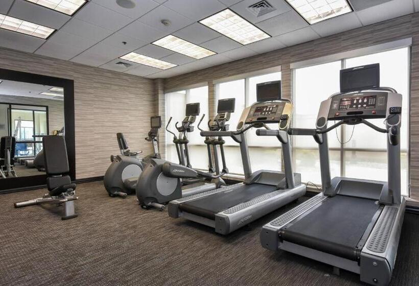 Отель Courtyard Charlotte Concord