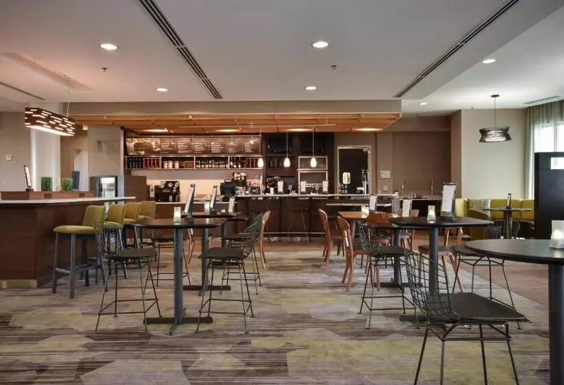 ホテル Courtyard Charlotte Concord