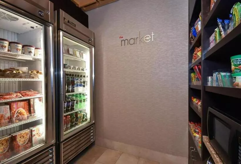 ホテル Courtyard Charlotte Concord