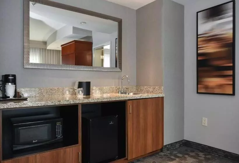 ホテル Courtyard Charlotte Concord