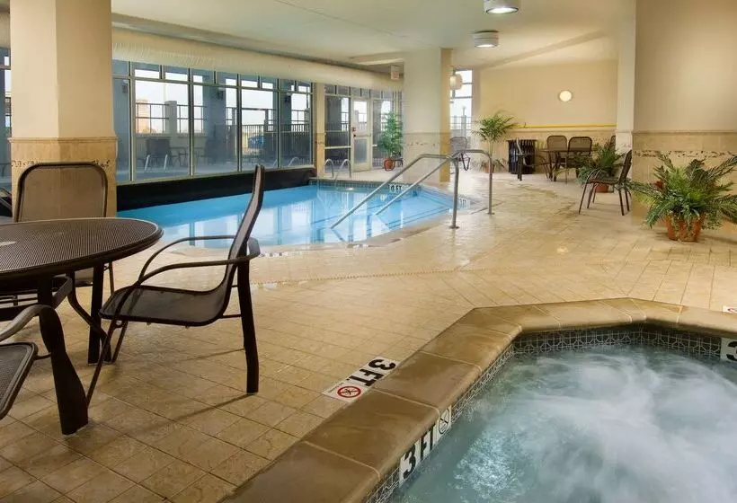 호텔 Drury Inn & Suites Sikeston