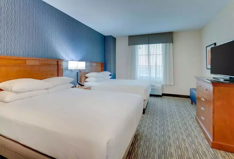 호텔 Drury Inn & Suites Sikeston