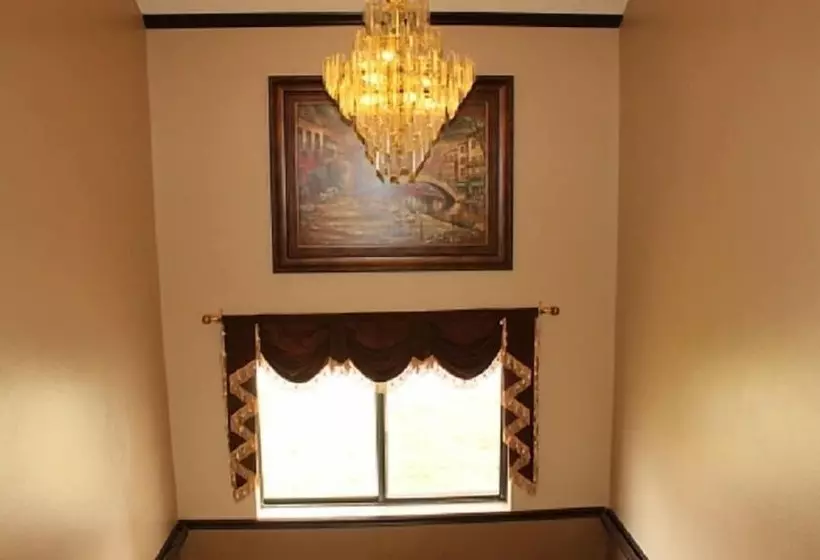 ホテル Holiday Lodge