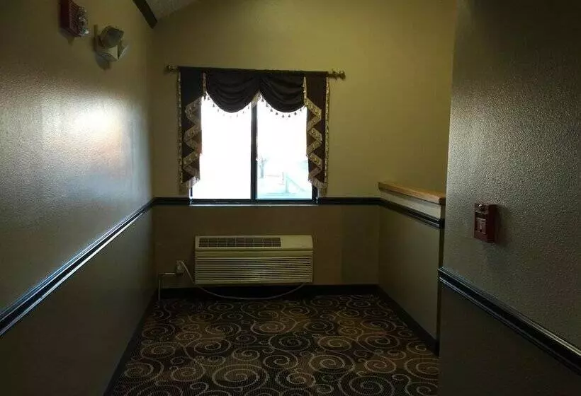 ホテル Holiday Lodge