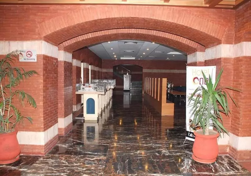 هتل One Faisalabad