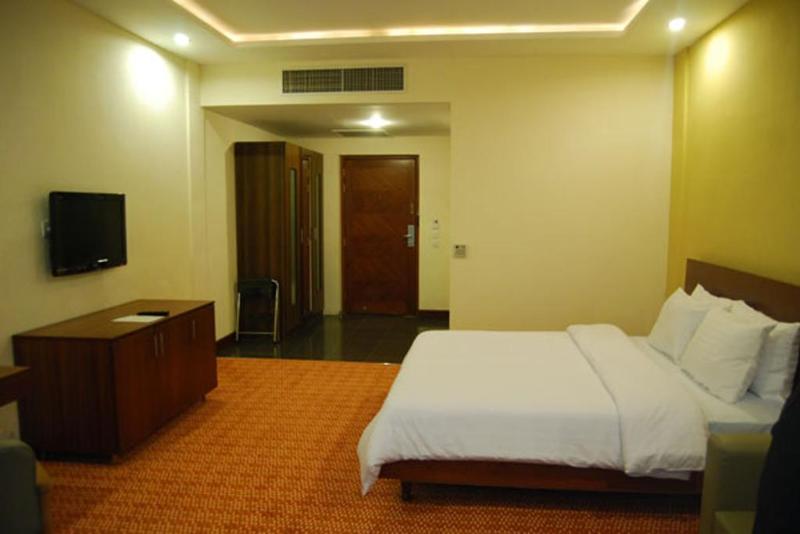 هتل One Faisalabad