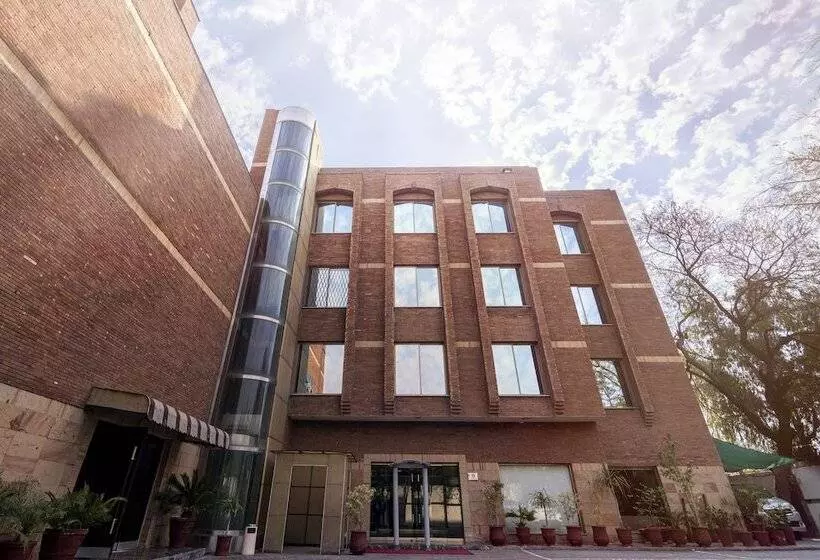 هتل One Faisalabad