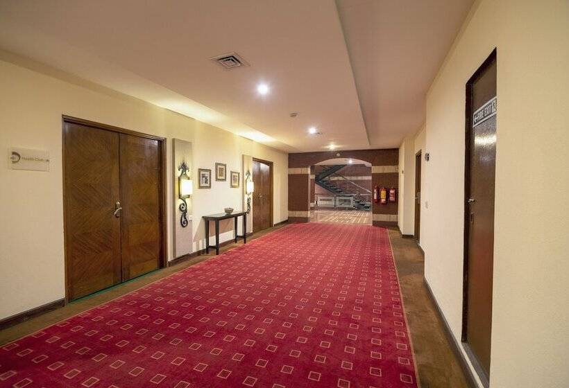 هتل One Faisalabad