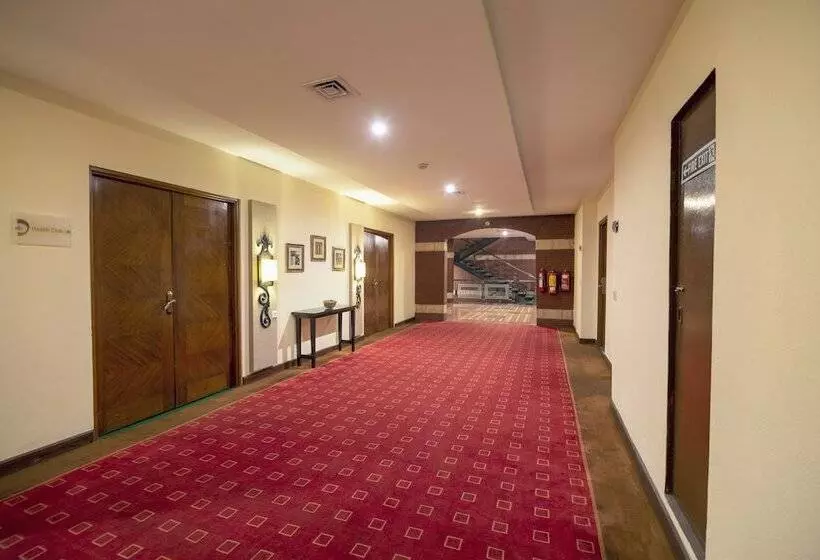 هتل One Faisalabad