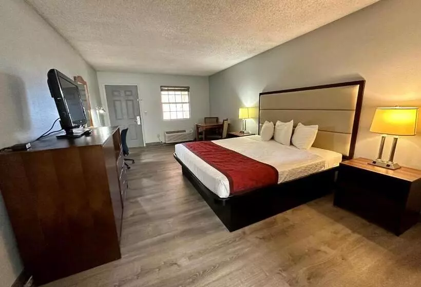 Отель Silver Queen Inn