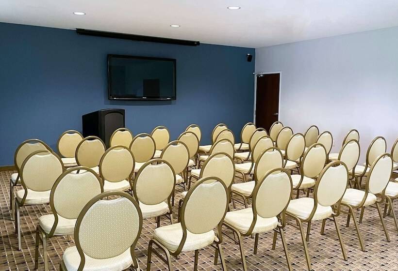 Microtel Inn & Suites By Wyndham Michigan City