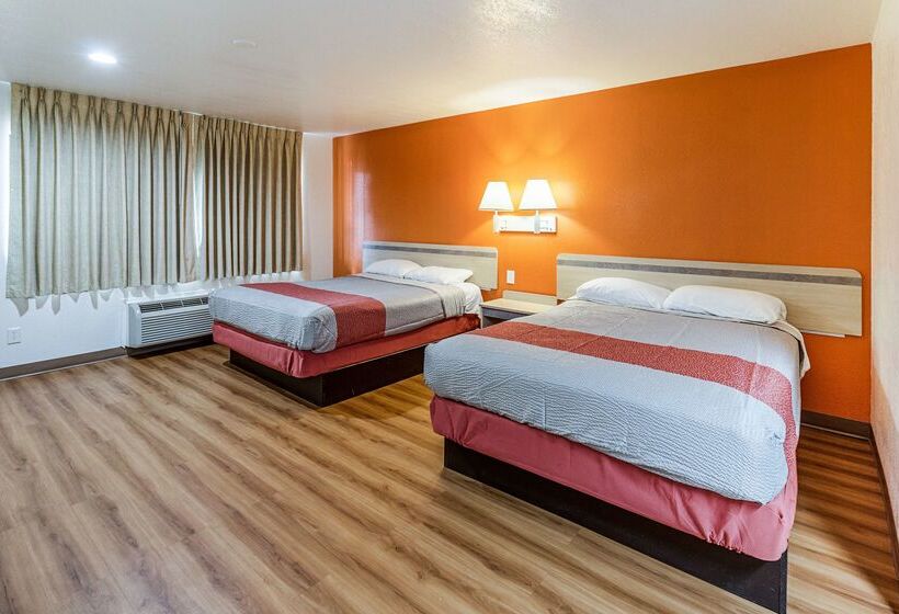 Motel 6 Lancaster, Tx  Desoto  Lancaster