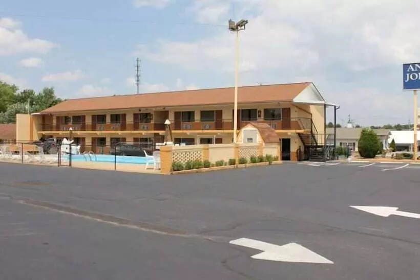 فندق على الطريق Andrew Johnson Inn