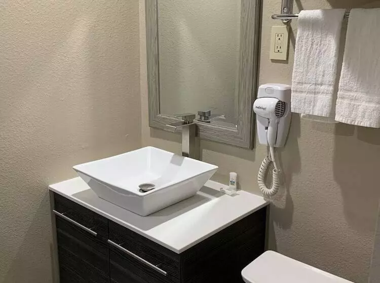 酒店 Black Jack Inn