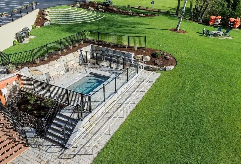 ホテル Center Harbor Inn