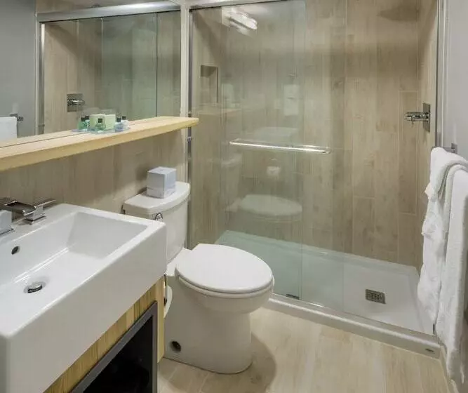 ホテル Center Harbor Inn