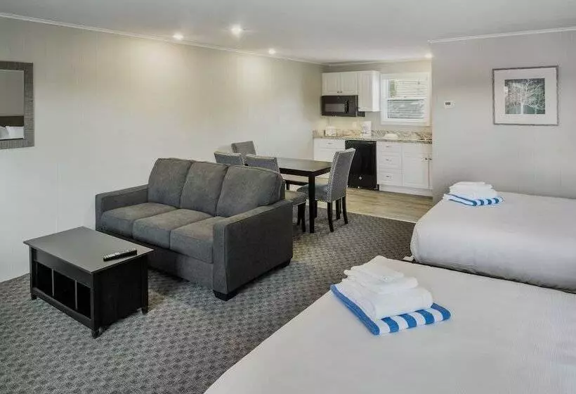 ホテル Center Harbor Inn