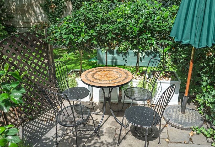 酒店 Chelsea Pines Inn