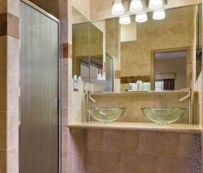 酒店 Chelsea Pines Inn