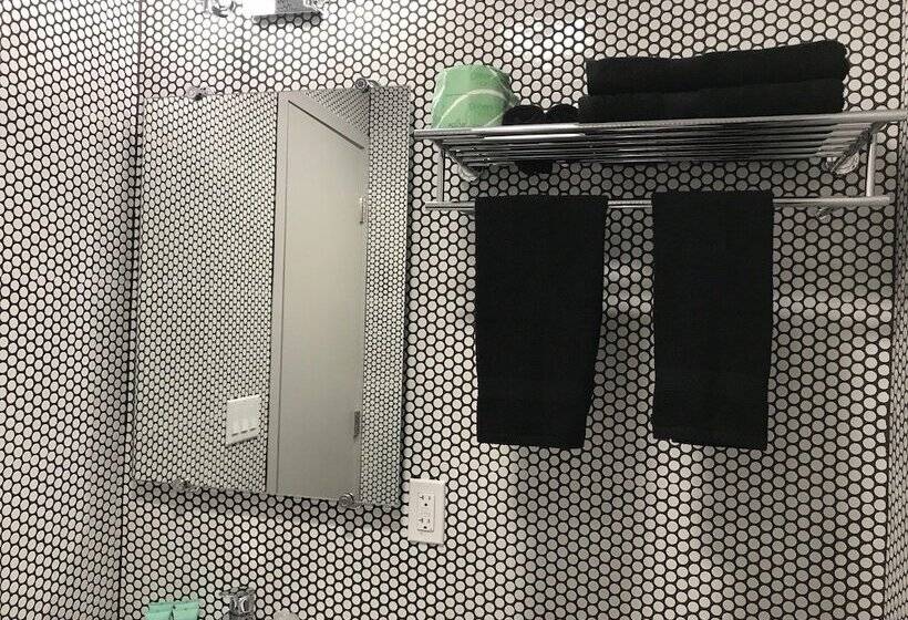 酒店 Chelsea Pines Inn