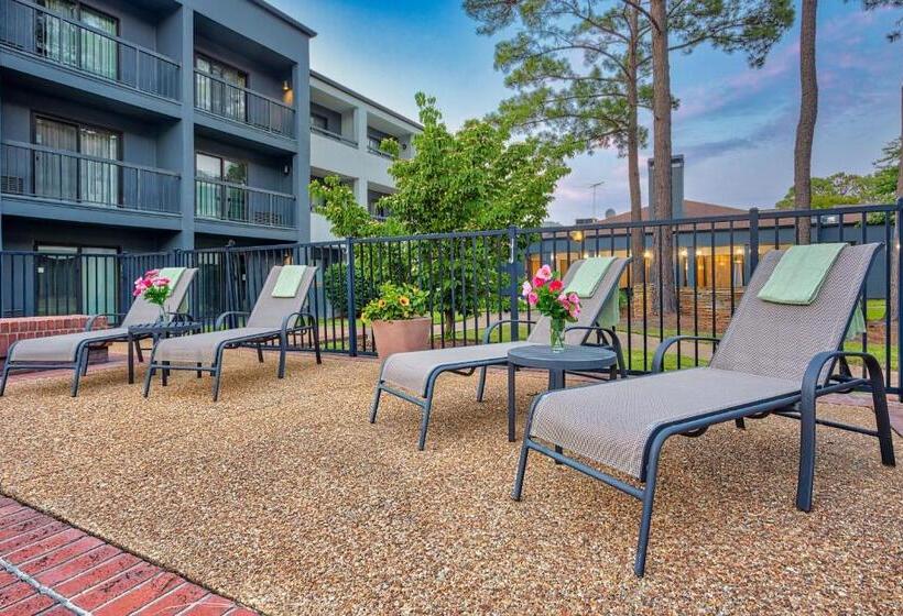 فندق Courtyard Hampton