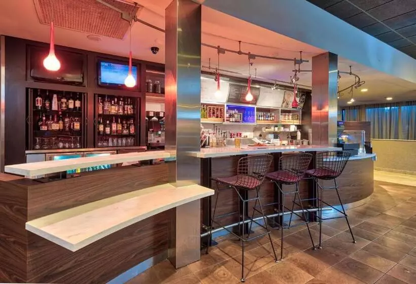 فندق Courtyard Hampton