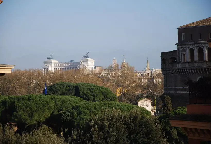 هتل Domus Carmelitana