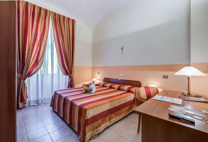 هتل Domus Carmelitana