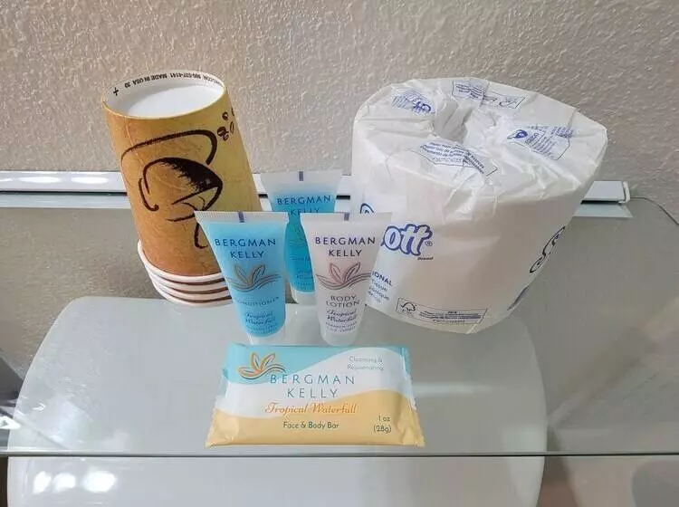 בית מלון כפרי Eagle Bay Inn