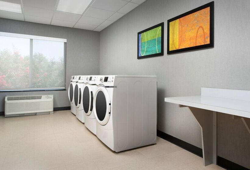 فندق Fairfield Inn & Suites Baltimore Bwi Airport