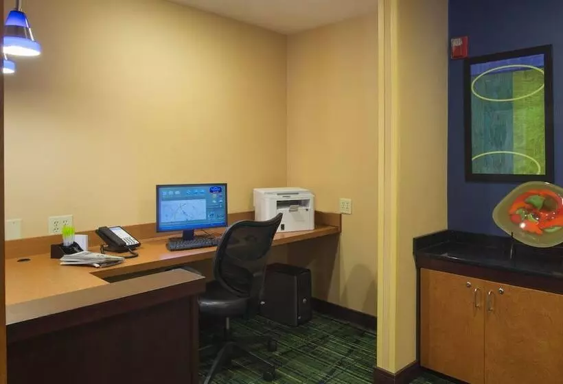 호텔 Fairfield Inn & Suites By Marriott Charleston Airport/convention Center